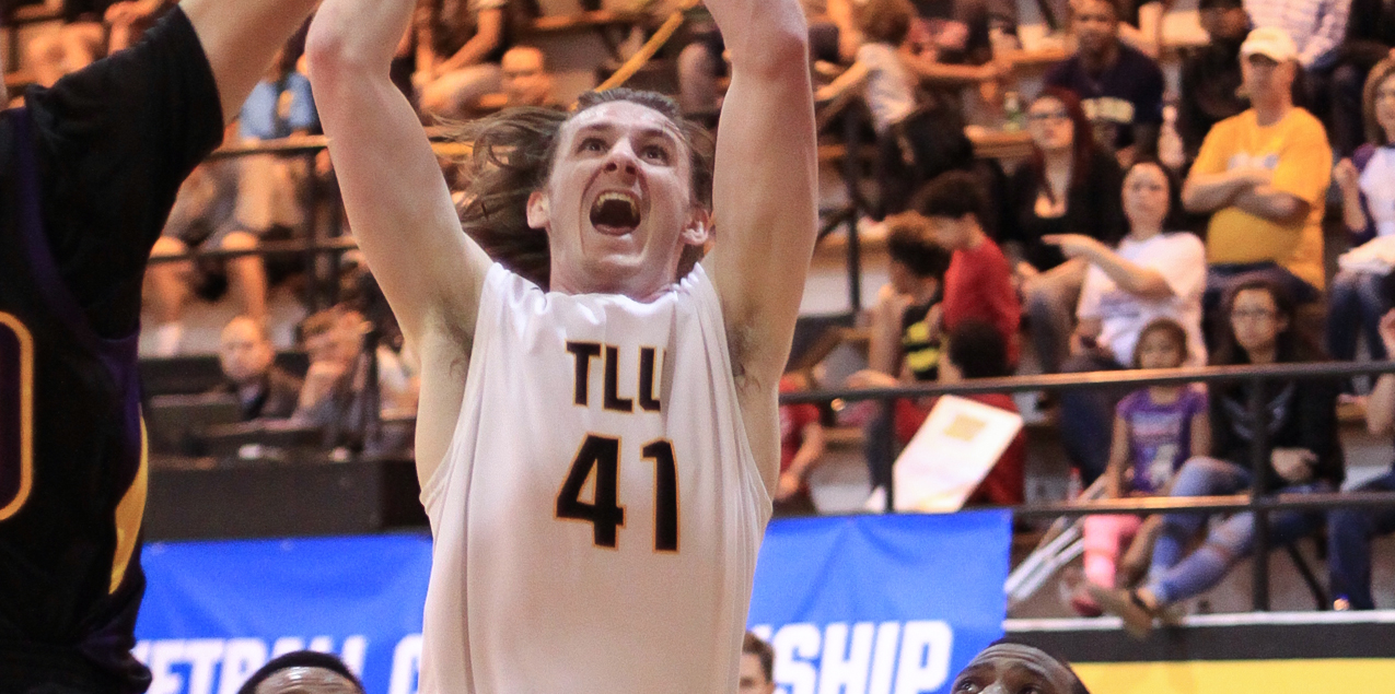 Texas Lutheran Falls to Hardin-Simmons in First Round of NCAA Tournament