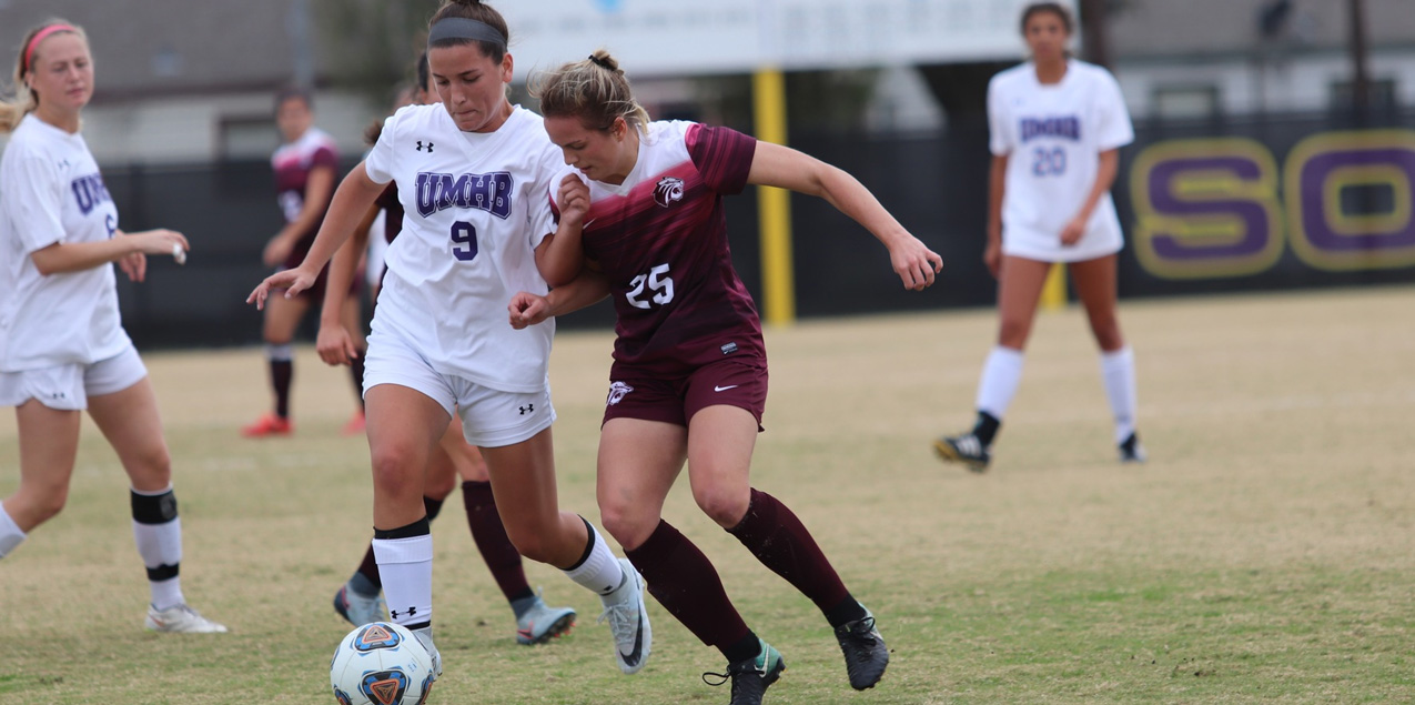 Trinity Women Advance to Second Round of NCAA Tournament With 2-0 Win