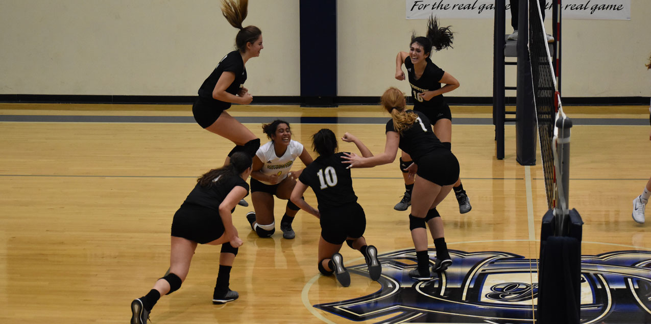 Southwestern Advances to SCAC Volleyball Title Game