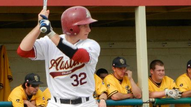Austin College Opens SCAC Baseball Tournament With 4-3 Victory Over Southwestern