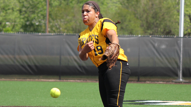Palmer Pitches Pirates Past Crusaders to Advance in SCAC Softball Championship