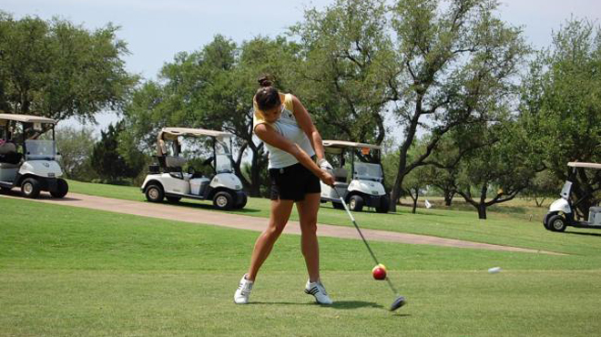 Southwestern Women's Golf Tied for Ninth After Third Round of NCAA Championship