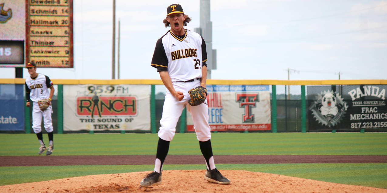Three-Run Eighth Propels Texas Lutheran Past Southwestern in SCAC Tourney Opener