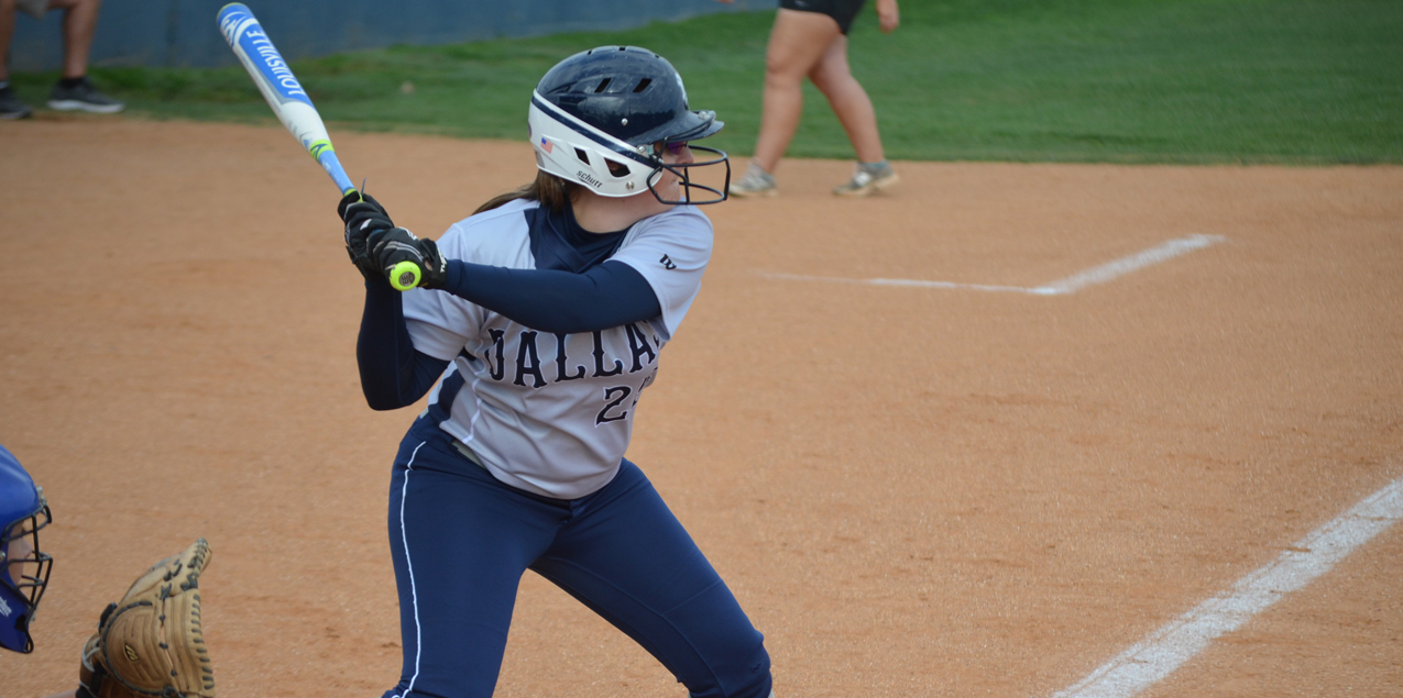 Dallas Advances with 11-6 Victory over Schreiner at SCAC Softball Championship