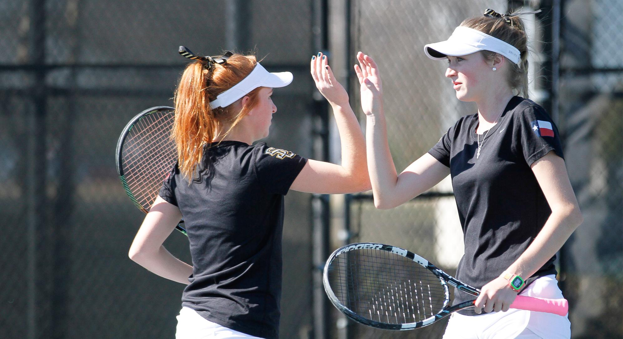 Women's Tennis Recap - Week Five