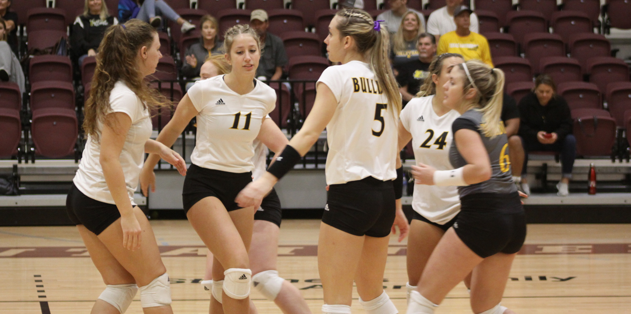 TLU edges Austin College to advance in opening game of SCAC Volleyball Tournament